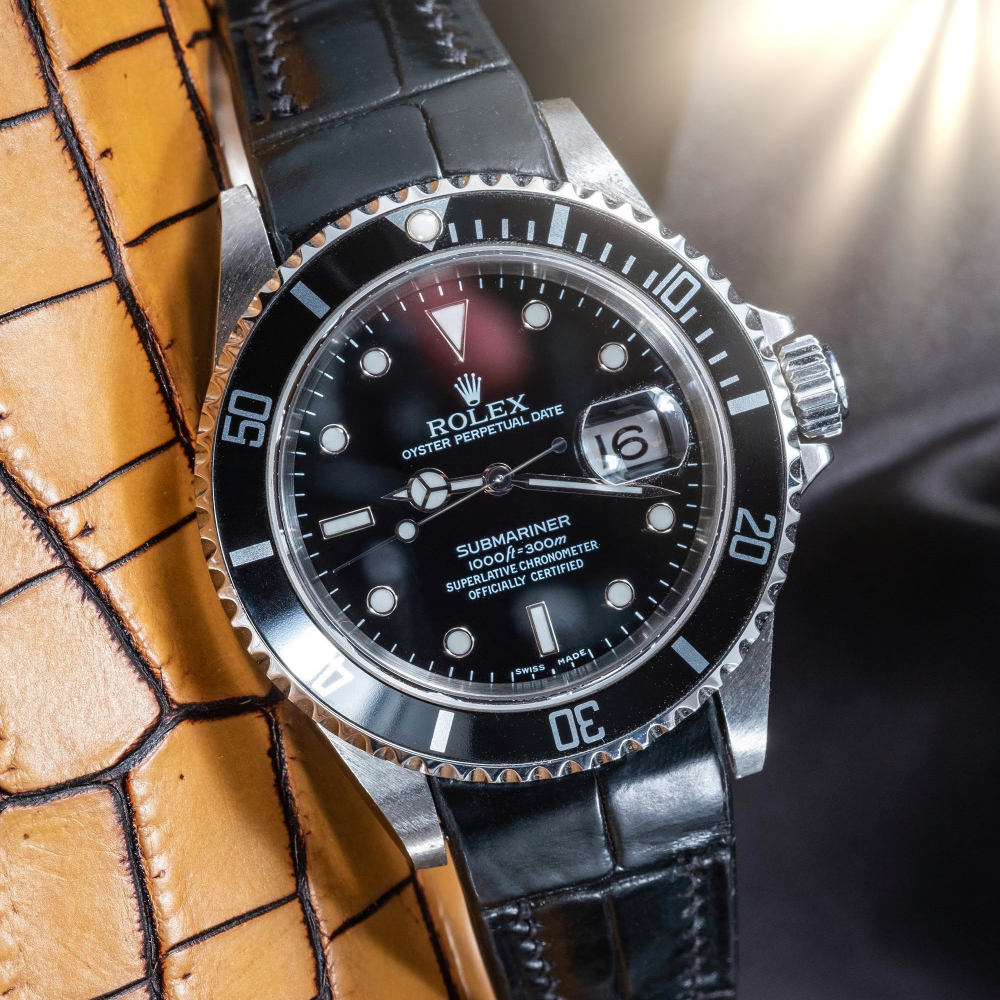 black-alligator-leather-strap-for-rolex-submariner-40mm-watch.png