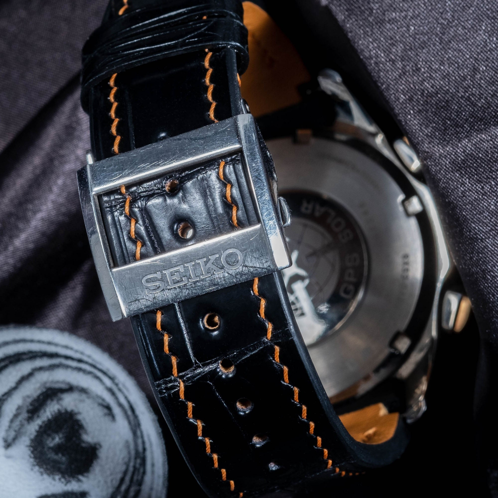 black-alligator-leather-strap-for-seiko-astron-gps-backside.png