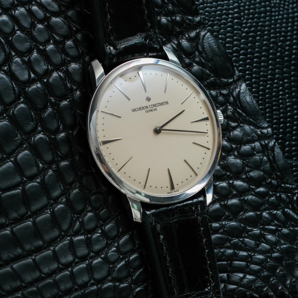 black-alligator-leather-strap-for-vacheron-constantin-patrimony-81180-watch-2.png