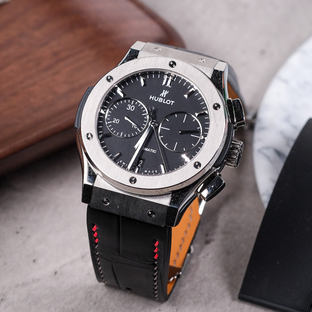 black-alligator-leather-watch-strap-for-Hublot-classic-fusion.png