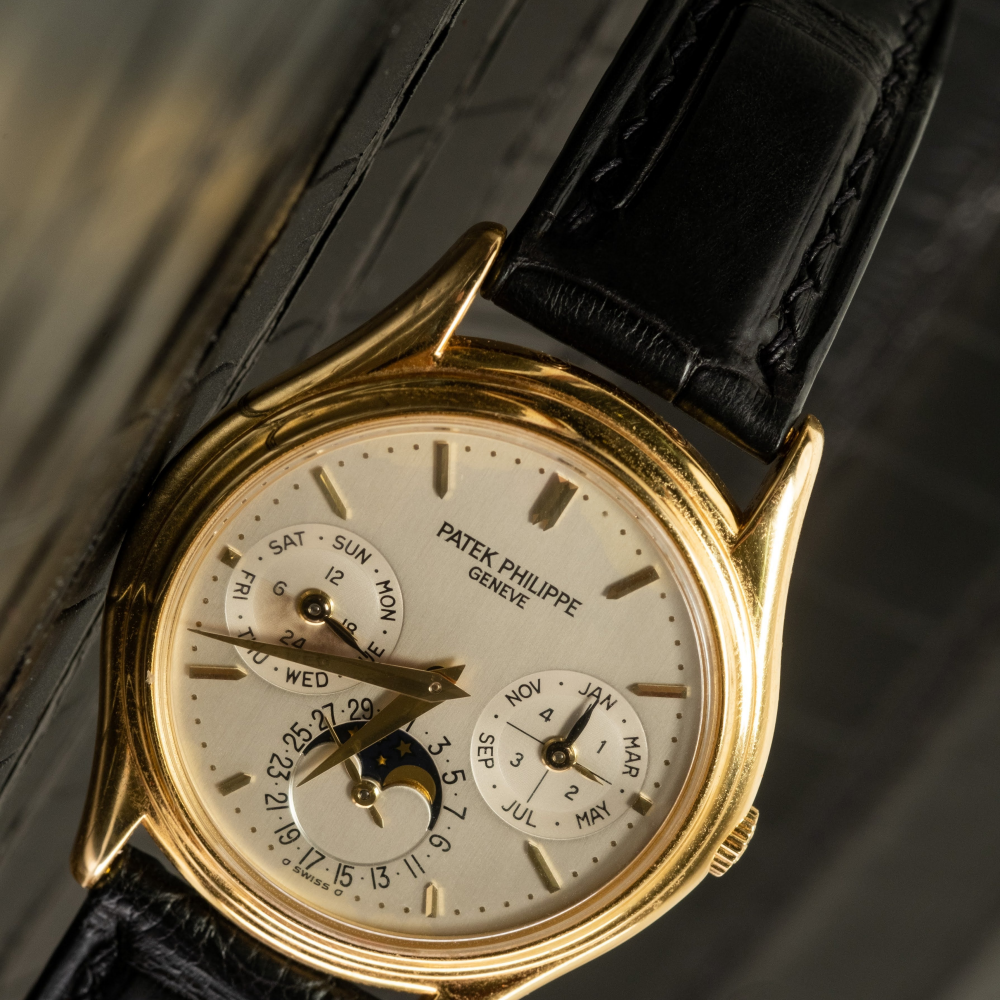 black-alligator-strap-for-patek-philippe-grand-complications-5140j-watch.png