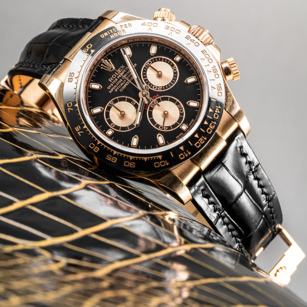 black-alligator-strap-for-rolex-daytona-watch-2.png