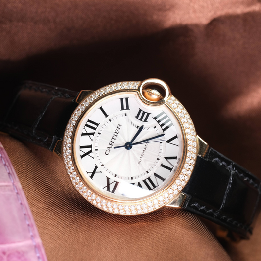 black-deployant-alligator-leather-watch-strap-for-cartier-ballon-bleu-Detail.png