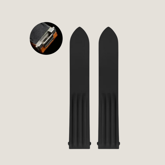 black-fkm-rubber-strap-for-cartier-roadster.png