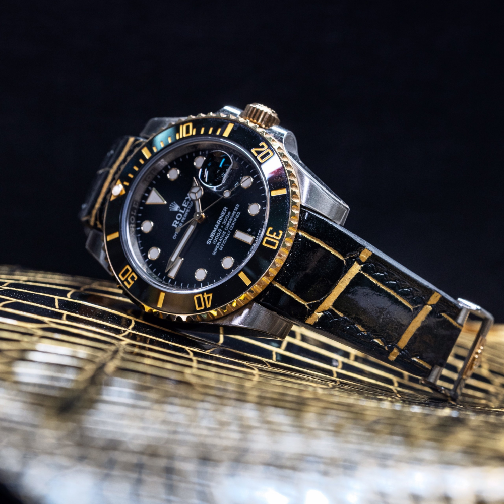 black-gold-alligator-leather-strap-for-rolex-submariner-40mm-black-stitching-watch.png