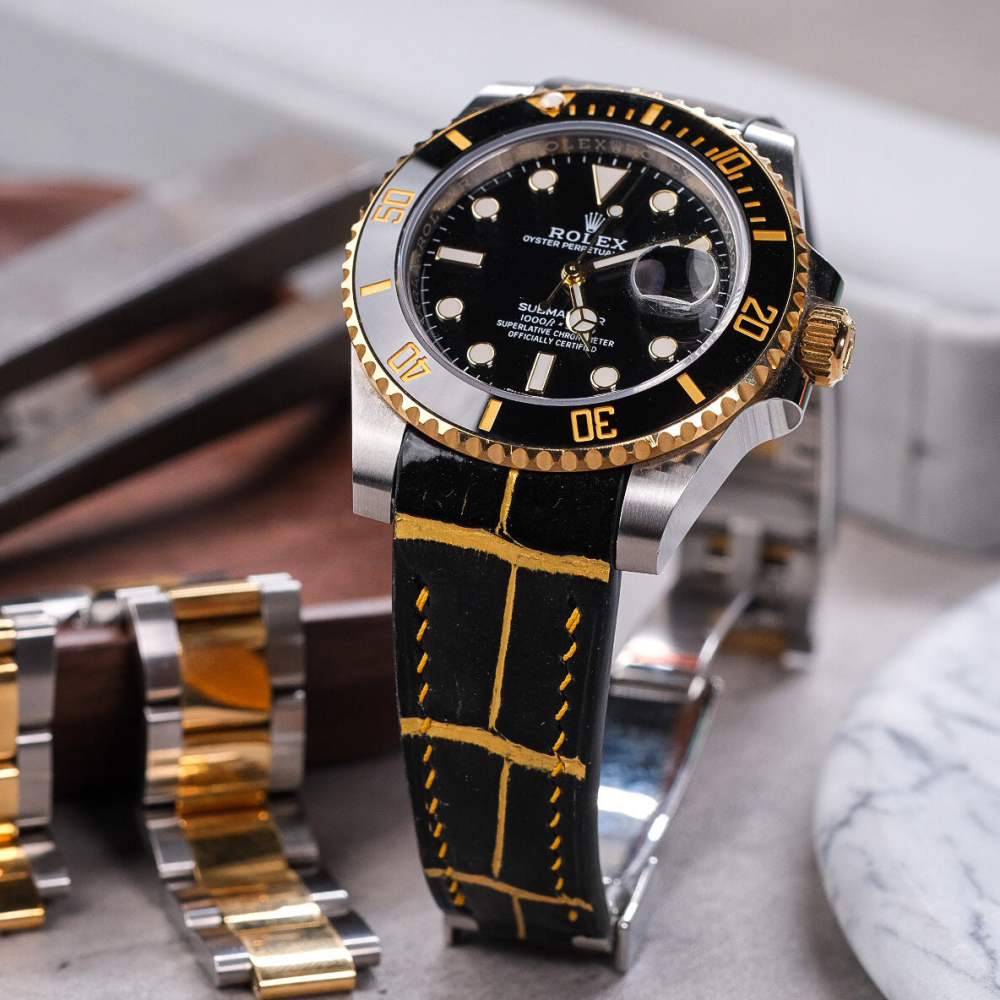 black-gold-alligator-leather-strap-for-rolex-submariner-40mm-yellow-gold-stitching-lug.png