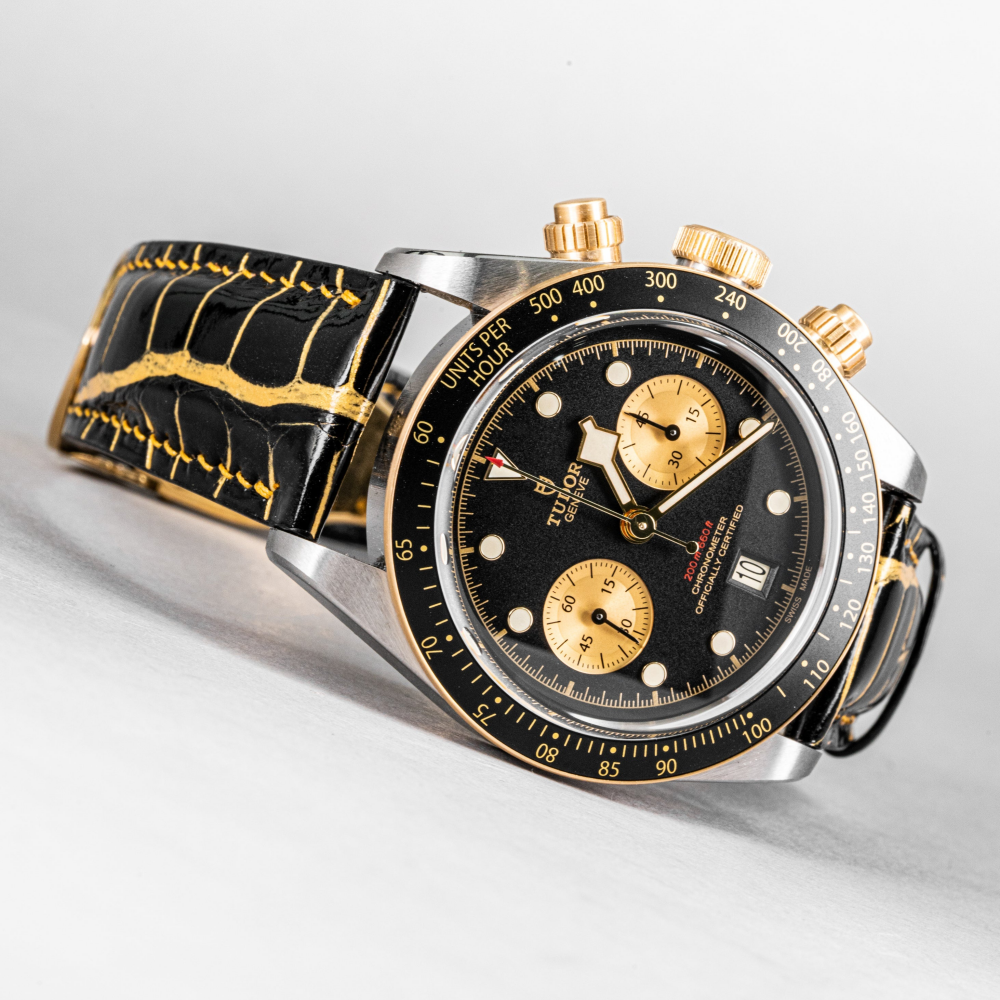 black-gold-alligator-leather-strap-for-tudor-black-bay-watch-3.png