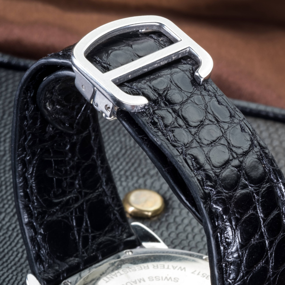 black-round-sale-alligator-leather-strap-for-Cartier-Ronde-Solo-buckle.png