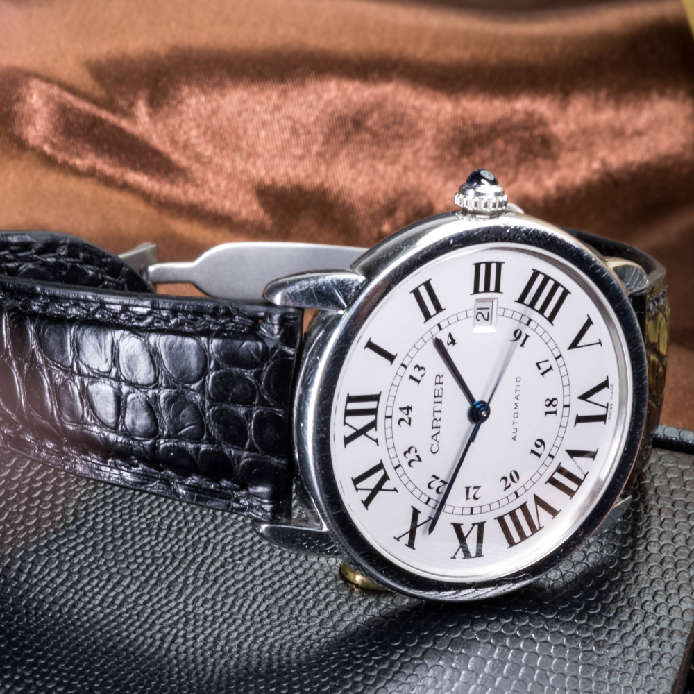 black-round-sale-alligator-leather-strap-for-Cartier-Ronde-Solo.png