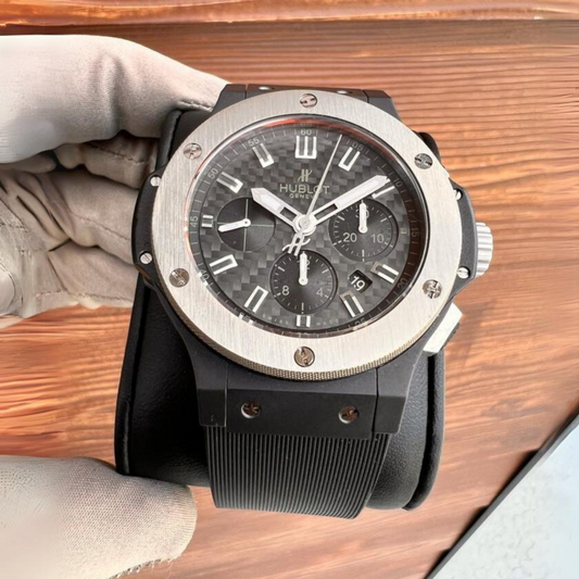black-rubber-strap-for-hublot-big-bang-44mm-on-watch.png
