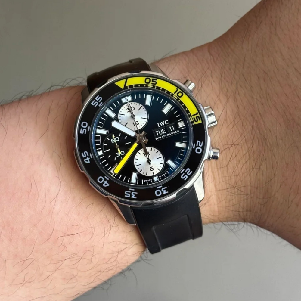 black-rubber-strap-for-iwc-aquatimer-2000-on-hand.png