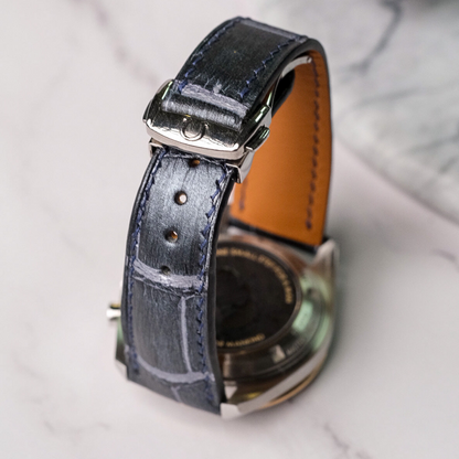 black-silver-alligator-alligator-leather-strap-for-omega-speedmaster-apollo-lining.png
