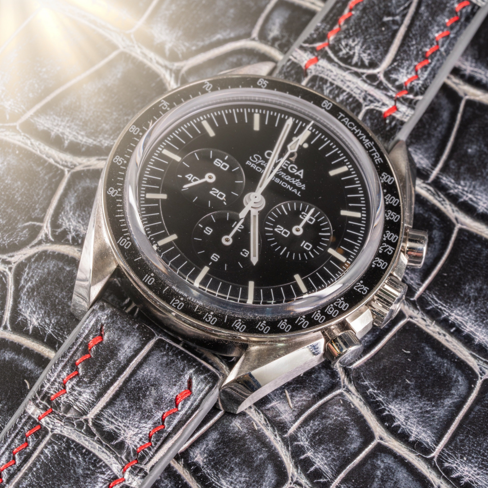 black-silver-alligator-alligator-leather-strap-for-omega-speedmaster-red-stitching.png