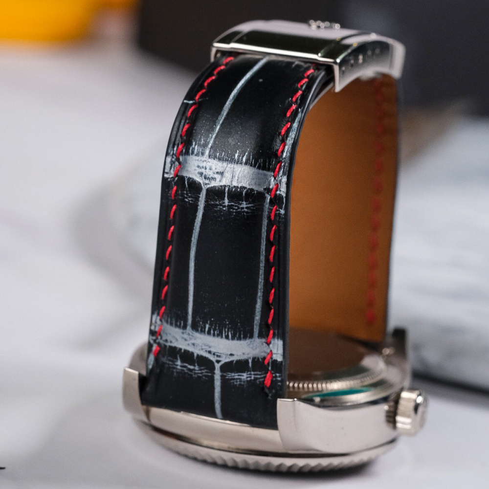 black-silver-alligator-leather-strap-for-rolex-sky-dweller-lining.png