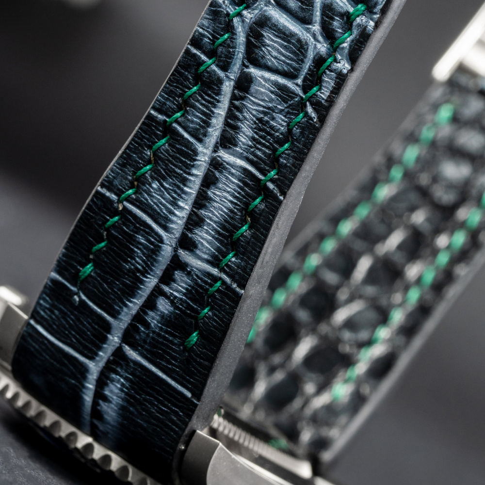 black-silver-alligator-leather-strap-for-rolex-submariner-41mm-green-stitching-detail.png