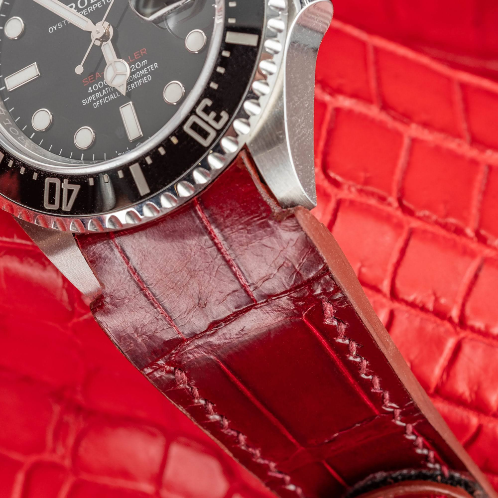 blood-red--alligator-leather-watch-strap-for-Rolex-Sea-Dweller-detail.png