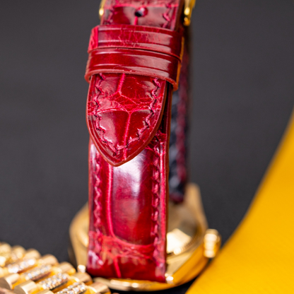 bloody-red-alligator-leather-watch-strap-for-Rolex-Datejust-backside.png