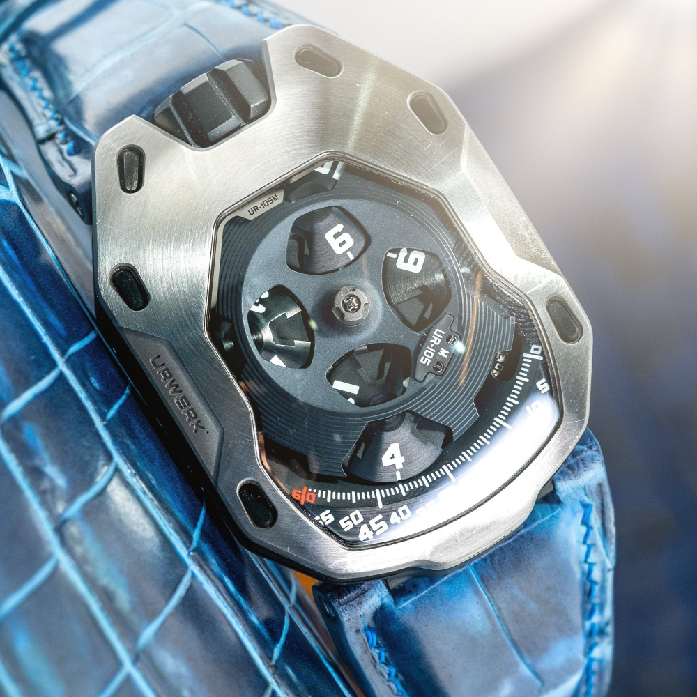 blue-pearl-alligator-leather-strap-for-urwerk-iron-knight.png