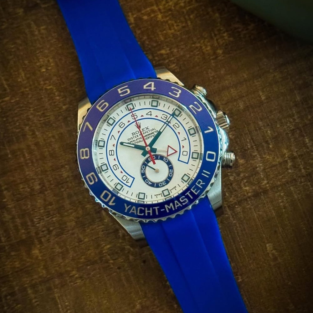 blue-rubber-strap-for-rolex-yacht-master-ii-deployant-clasp-on-watch.png