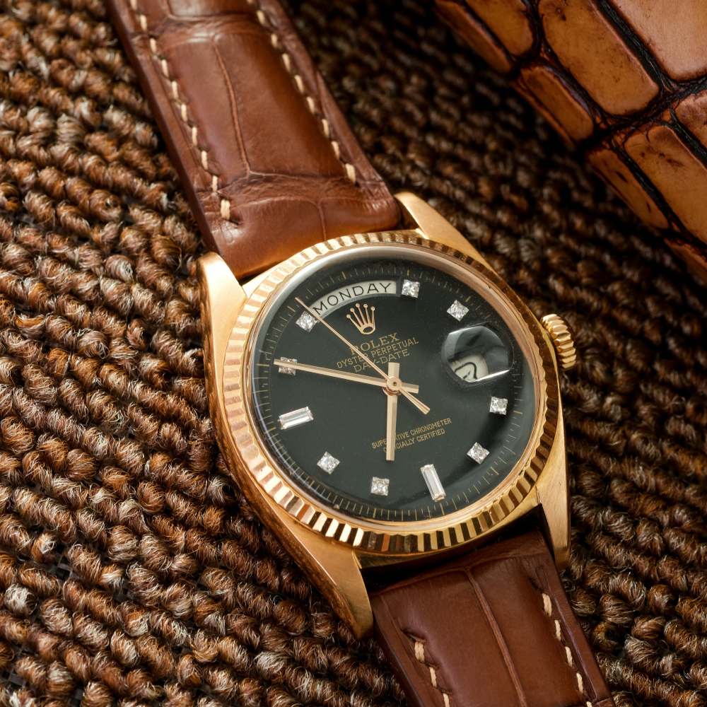 brown-alligator-leather-strap-Rolex-day-date-on-watch.png