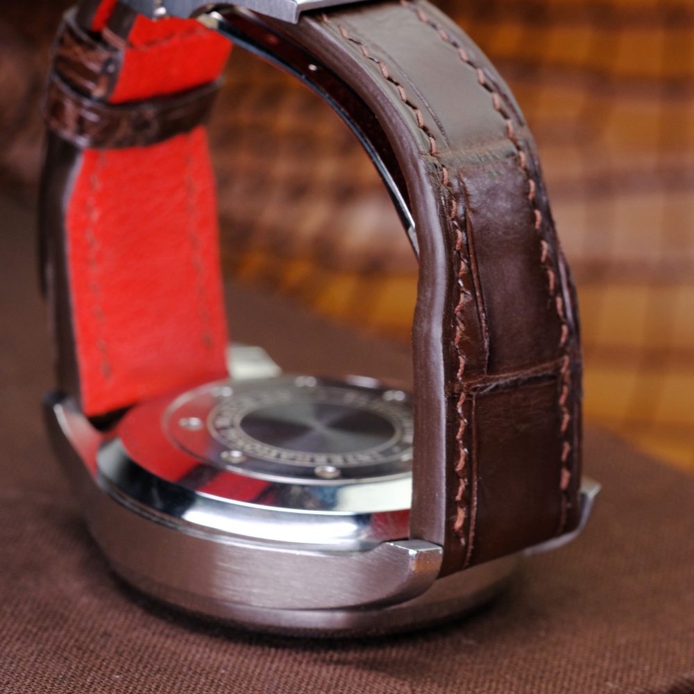 brown-alligator-leather-strap-for-iwc-big-pilot-backside.png