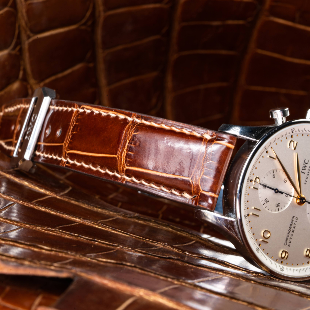 brown-alligator-leather-watch-strap-for-IWC-portugieser-detail.png