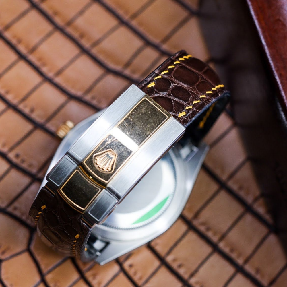 brown-alligator-leather-watch-strap-for-Rolex-Sky-dweller-backside.png