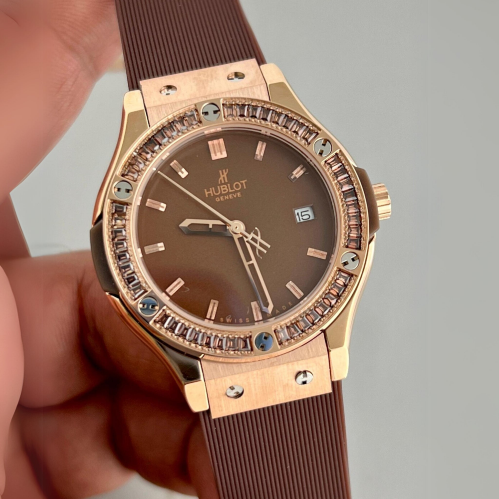 brown-rubber-strap-for-hublot-classic-fusion-on-watch.png