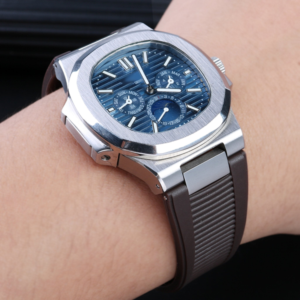 brown-rubber-strap-for-patek-philippe-nautilus-on-hand.png
