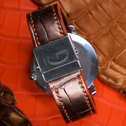 champagne-gold-alligator-leather-strap-for-gerald-genta-retreo-backside.png