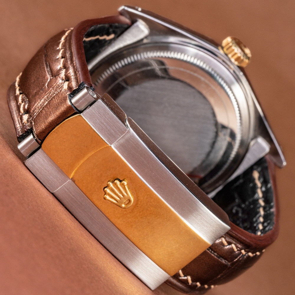 champagne-gold-alligator-leather-watch-strap-for-Rolex-Datejust-watch-backside.png
