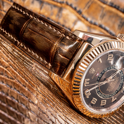 champagne-rosegold-alligator-leather-strap-for-rolex-sky-dweller-lug.png