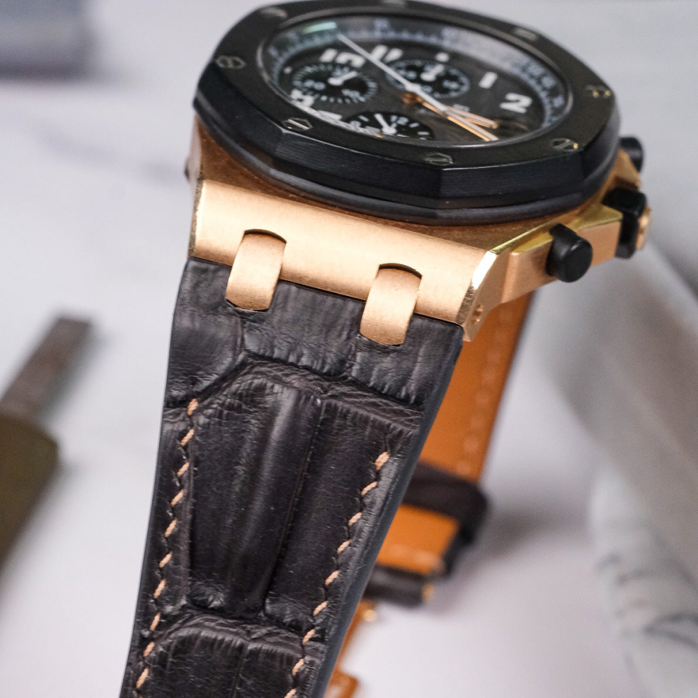 charcoal-grey-alligator-leather-strap-for-ap-royal-oak-shore-42mm-lug.png