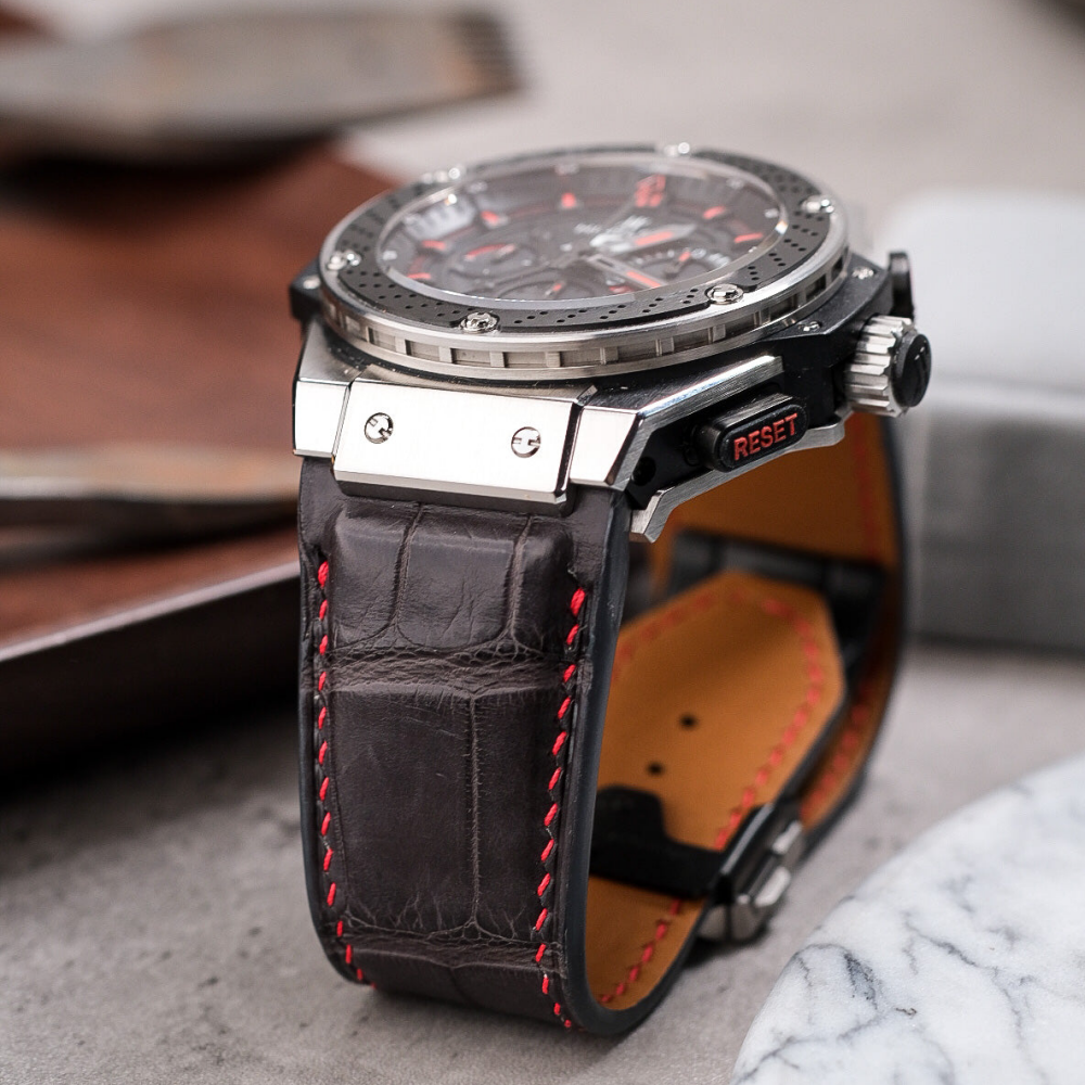 charcoal-grey-alligator-leather-strap-for-hublot-king-power-f1-lining.png