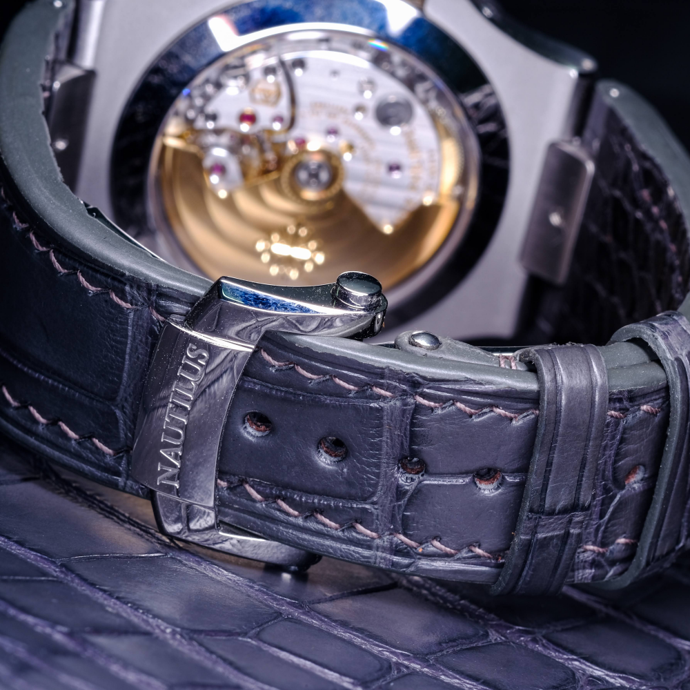 charcoal-grey-alligator-leather-watch-strap-for-Patek-Philippe-Nautilus-5980r-backside.png