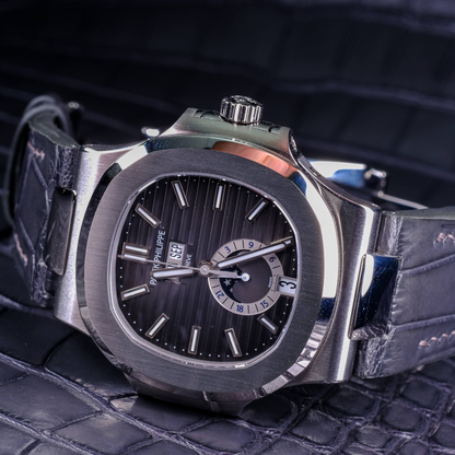 charcoal-grey-alligator-leather-watch-strap-for-Patek-Philippe-Nautilus-5980r-watch.png
