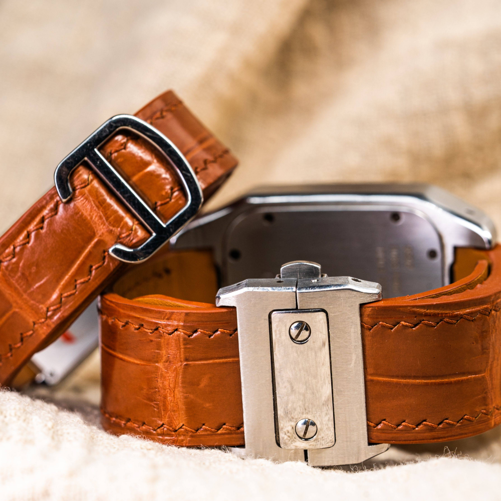 chestnut-brown-alligator-leather-strap-for-cartier-tank-backside.png