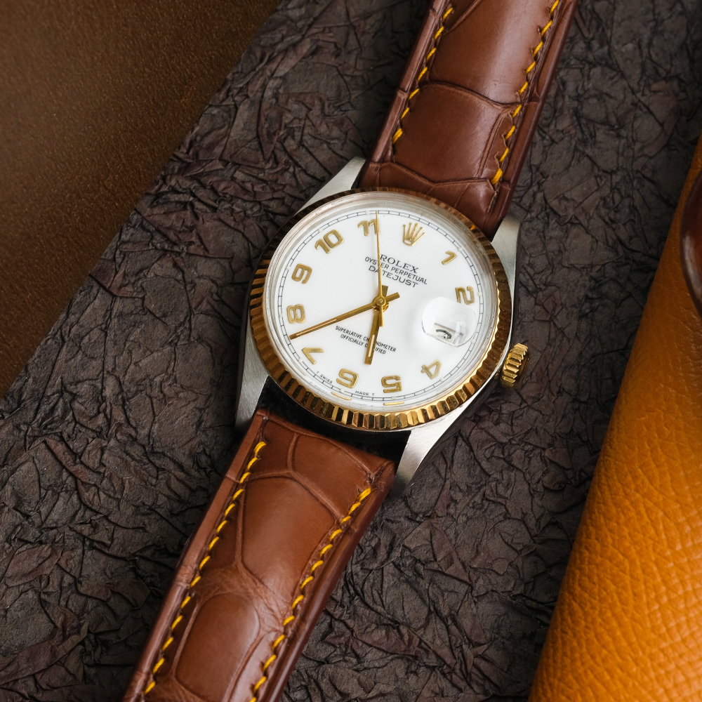 chestnut-brown-alligator-leather-watch-strap-for-Rolex-Datejust-36mm-yellow-gold-stitching-watch.png