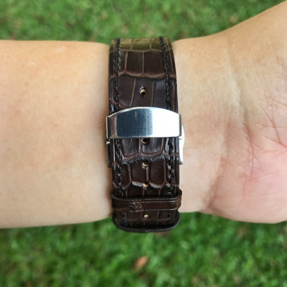 chocolate-brown-alligator-leather-strap-for-gerald-genta-retro-backside.png