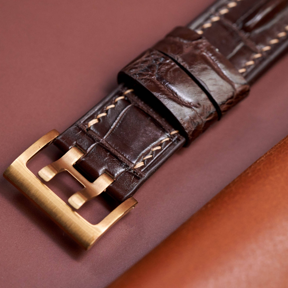 chocolate-brown-alligator-leather-strap-for-hamilton-khaki-aviation-buckle.png