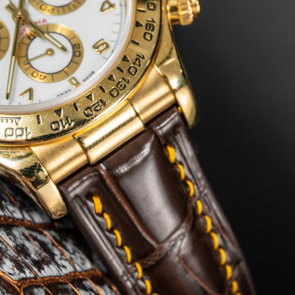 chocolate-brown-alligator-strap-for-rolex-daytona-with-gold-stitchinglug.png