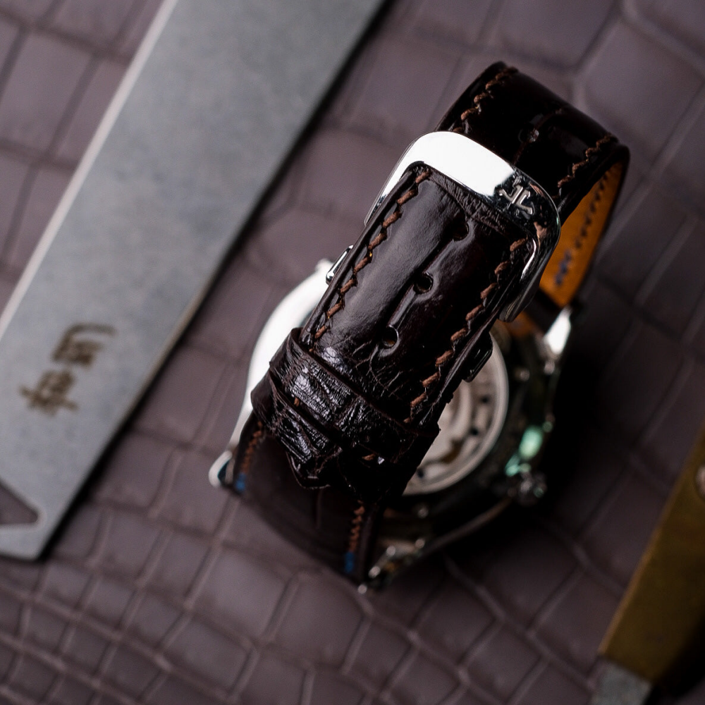 cholocate-brown-alligator-leather-strap-for-jaeger-lecoultre-master-ultra-thin-moon-buckle.png
