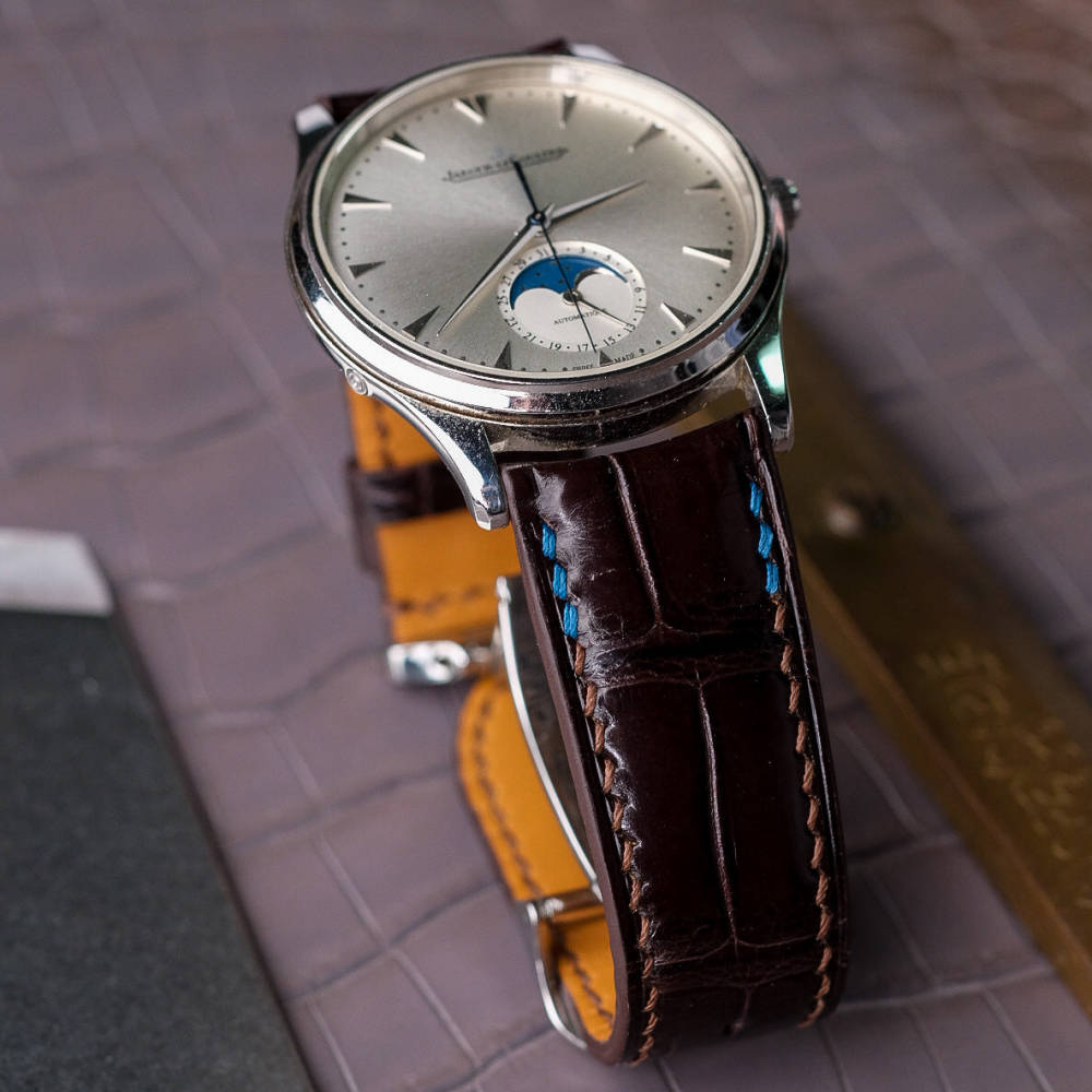 cholocate-brown-alligator-leather-strap-for-jaeger-lecoultre-master-ultra-thin-moon-striching.png