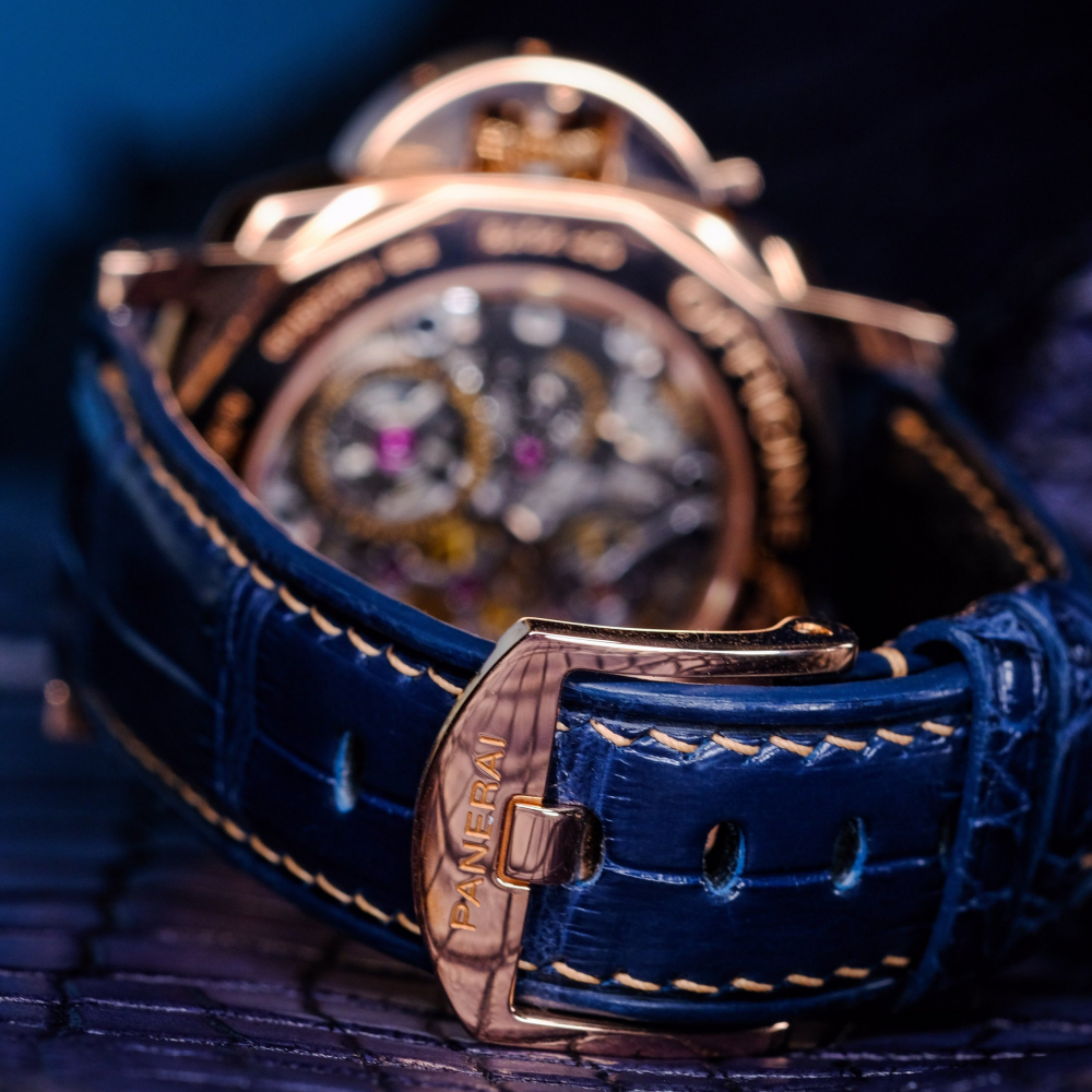 electric-Blue-alligator-leather-watch-strap-for-Panerai-Luminor-rosegold-stitching-backside.png
