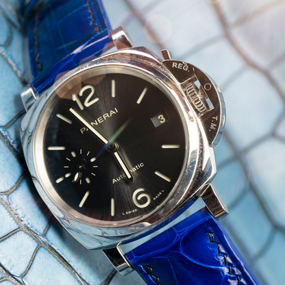 electric-Blue-alligator-leather-watch-strap-for-Panerai-Luminor.png