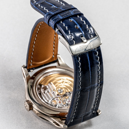 electric-blue-alligator-for-patek-philippe-complications-5961p-annual-calendar-chronograph-lining.png