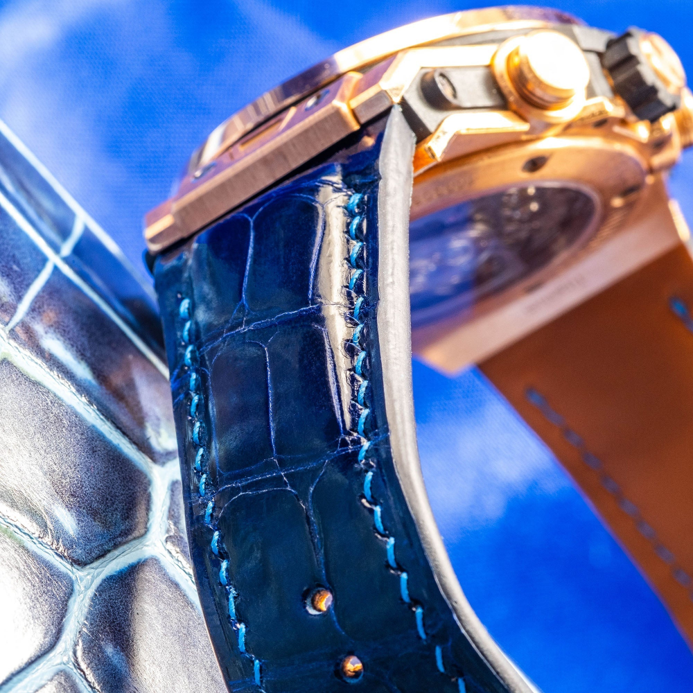 electric-blue-alligator-leather-strap-for-hublot-big-bang-unico-yellow-gold-detail.png