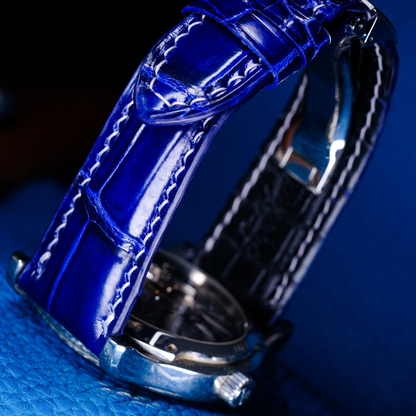 electric-blue-alligator-leather-strap-for-jaeger-lecoultre-master-control-8-days-antoine-backside.png