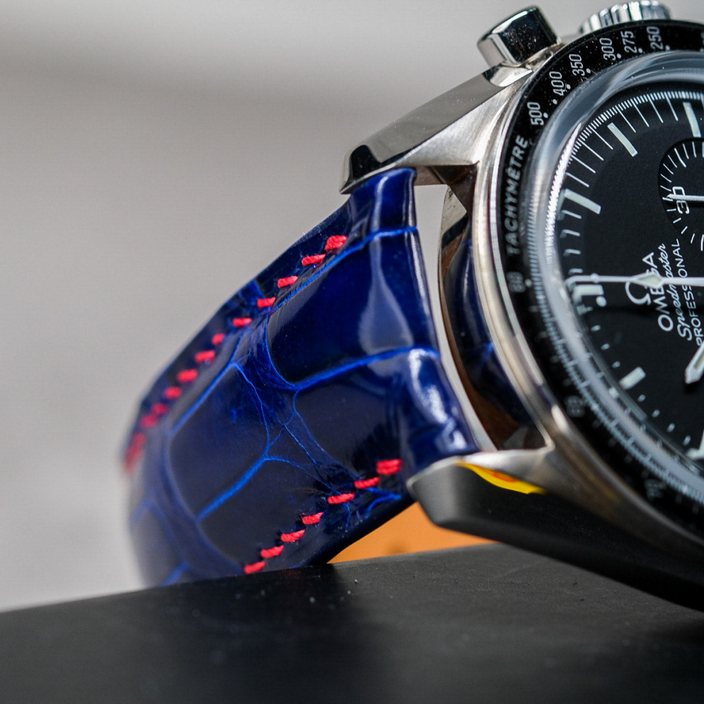 electric-blue-alligator-leather-strap-for-omega-speedmaster-red-stitching-lug.png