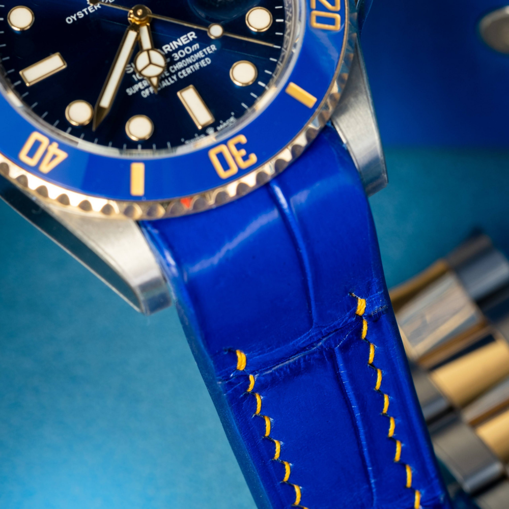 electric-blue-alligator-leather-strap-for-rolex-submariner-41mm-yellow-gold-stitching-lug.png